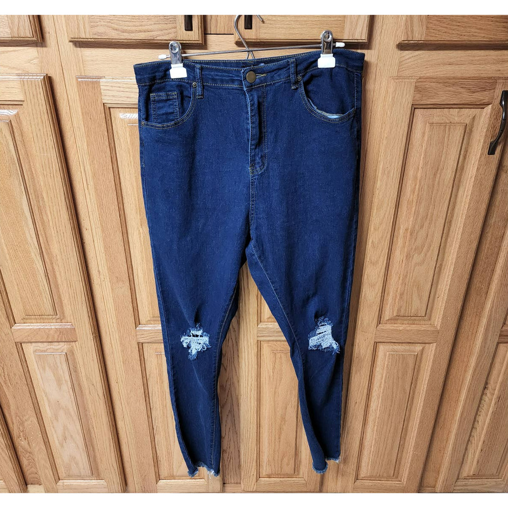 Boohoo Blue Women's Distressed Blue Jeans. Size 12